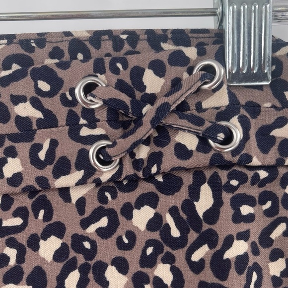 Rafaella Capris Women’s size 16 Comfort Animal Leopard Print - Picture 4 of 9